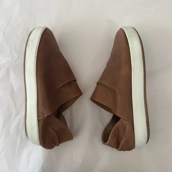 beek Jay Brown Leather Slip-On Sneakers size 7.5 - Picture 4 of 8